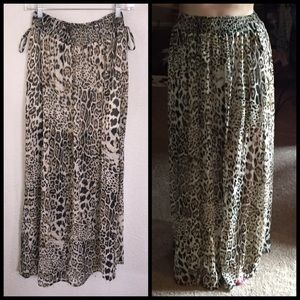 Leopard print maxi skirt