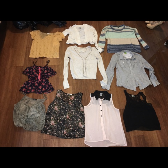 Tops - Picture 4 of 4