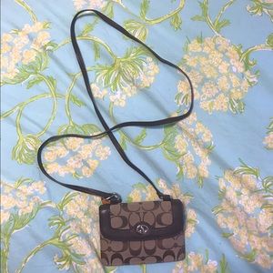 Coach signature brown crossbody