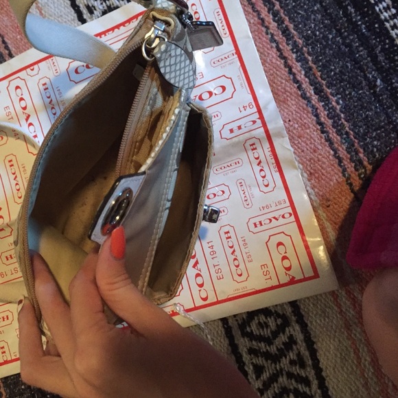 Authentic Coach Bundle - image 3