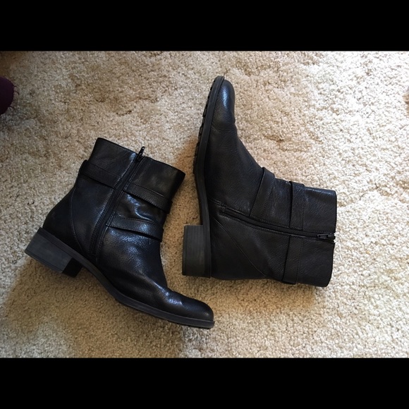 Women's naturalizer boots - Picture 3 of 3