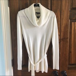 New York & Company tunic length sweater