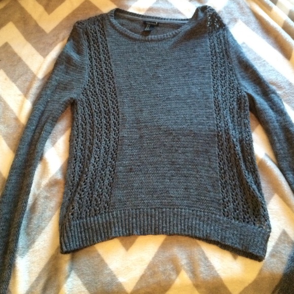 Gray sweater