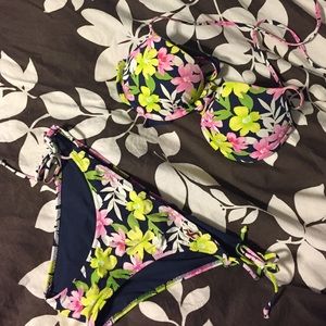 Hollister push up bikini set
