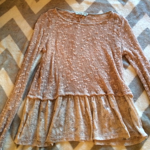 Light pink sweater