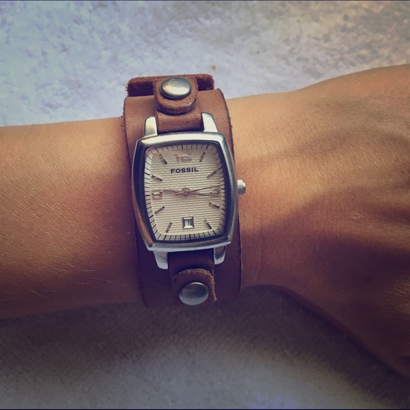 Fossil silver watch with tan & white leather band