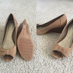 Giani Bernini Open Toe wedges