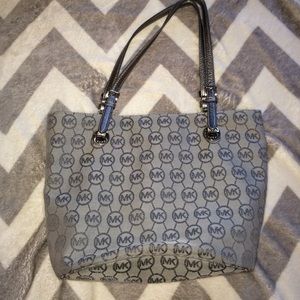 Authentic Michael kors purse