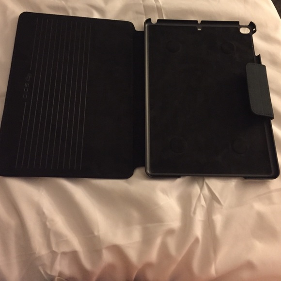 Mini iPad case - Picture 3 of 4