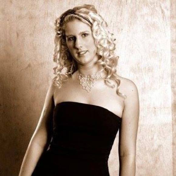 Meet your Posher, Shay