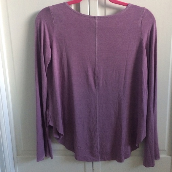 Dusty Purple Bell Sleeve Peasant Top AEO NWT - Picture 2 of 4