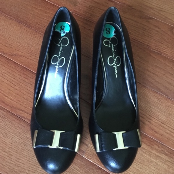 Jessica Simpson wedge heals: size 8