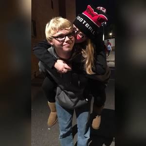 Meet your Posher, Destinie