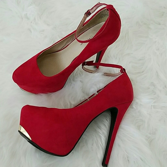 High heels / pumps