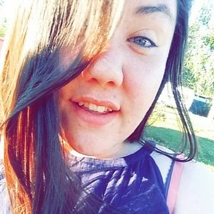 Meet your Posher, Caroline