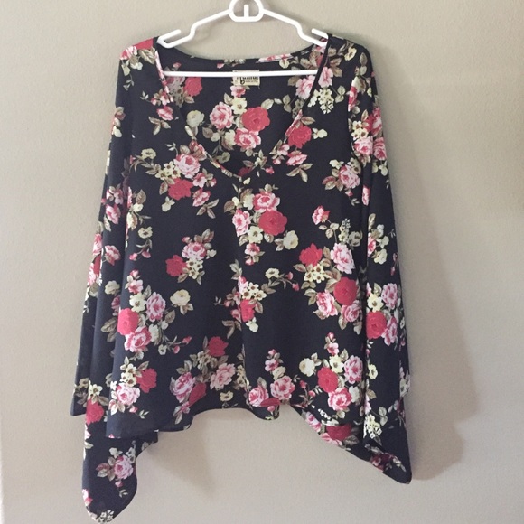 Show Me Your Mumu top