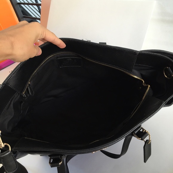 Coach Diaper Bag NWT - Picture 3 of 4