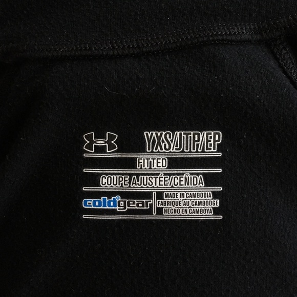 💰SOLD💰 Under Armour Cold Gear zippered mock-neck - Picture 2 of 4