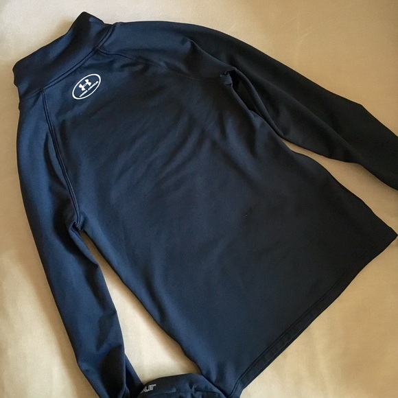 💰SOLD💰 Under Armour Cold Gear zippered mock-neck - Picture 4 of 4