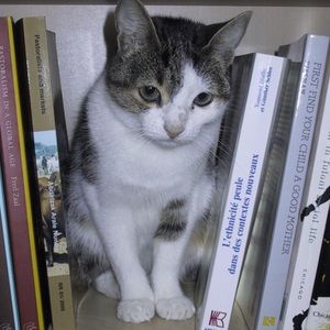 Meet your Posher, Leslie