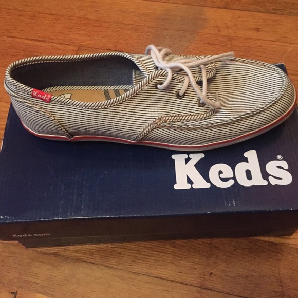 Keds - Picture 2 of 3