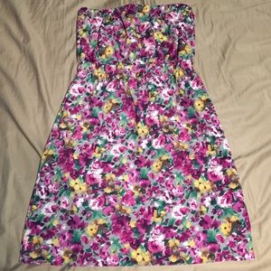 Colorful strapless dress!