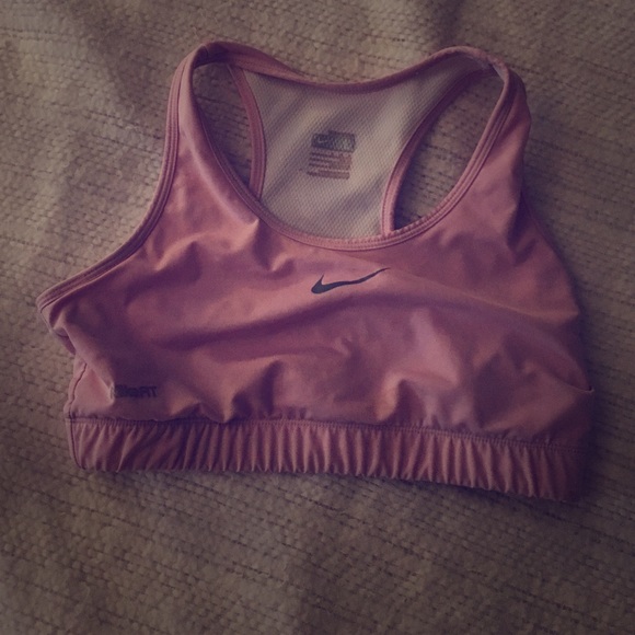 nike sports bra