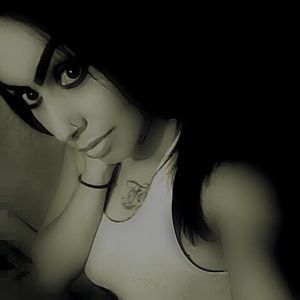 Meet your Posher, Crystal