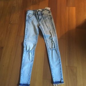 Bullhead ankle jeans