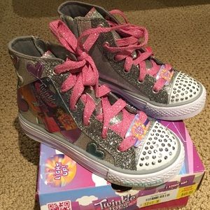 Girls Skechers shoes