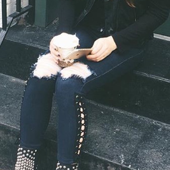 NWT Carmar Marcus Jeans !! Size 24