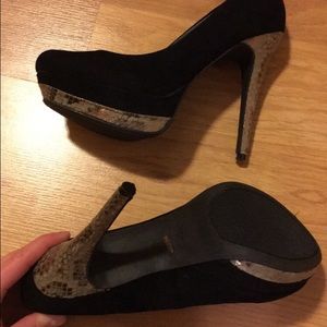 Brand new black heels