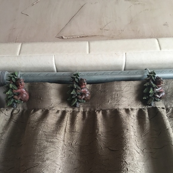 Cute rustic bear shower hooks