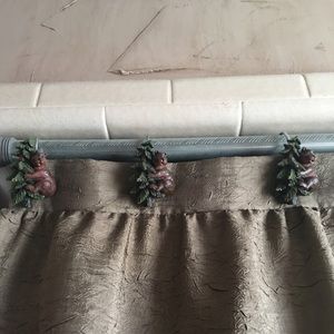 Cute rustic bear shower hooks