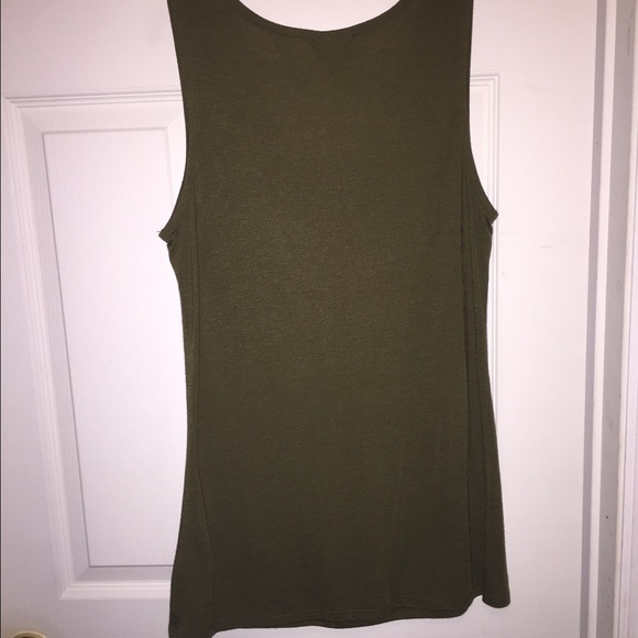 Tank top - Picture 2 of 3