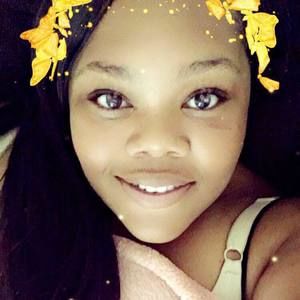 Meet your Posher, Charmaine