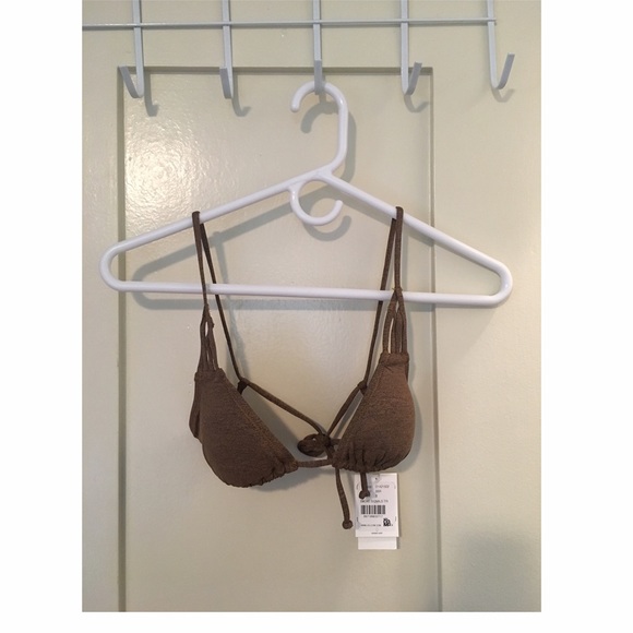 Volcom bikini top--new with tags