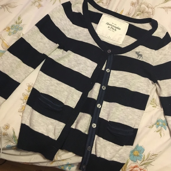 Abercrombie & Fitch Sweaters - Abercrombie & Fitch sweater