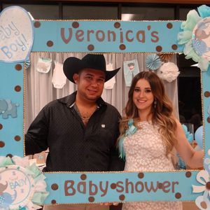 Meet your Posher, Veronica