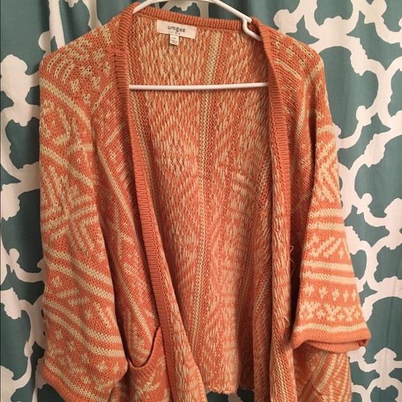 Short sleeve sweater, umgee brand, size M/L