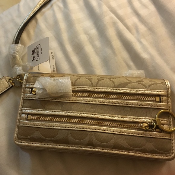 Coach Wristlet - Picture 1 of 1