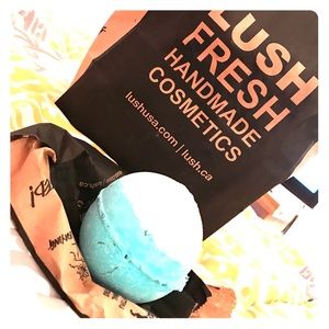 LUSH Big Blue Bath Bomb 💥💙