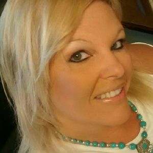 Meet your Posher, Tina