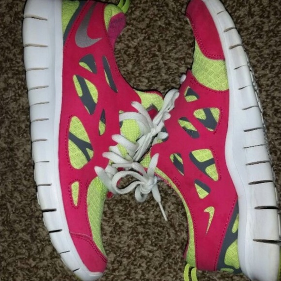 Nike Women sz 7