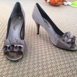 Size 8.5 heels