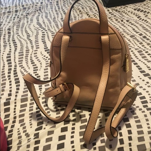 Michael Kors back bag - Picture 2 of 3