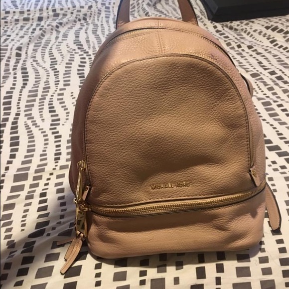 Michael Kors back bag - Picture 3 of 3