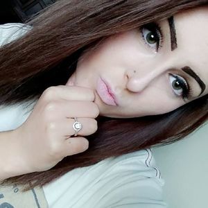 Meet your Posher, Caley