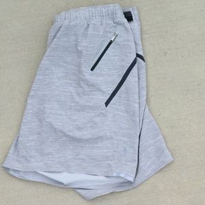 Lululemon 7" Surge Short sz XL