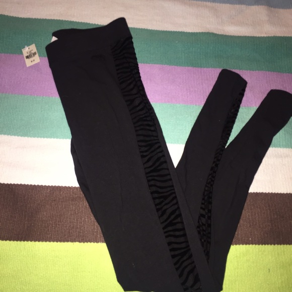 Victoria's Secret Pink leggings